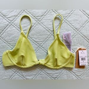 Billabong bikini top (M)